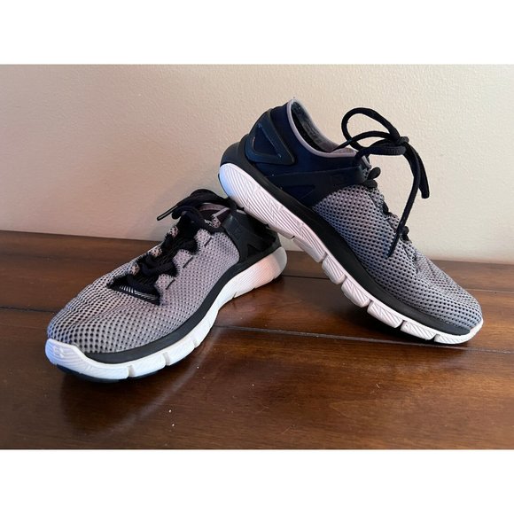 Under Armour  SpeedForm Fortis Black Grey Running - Women's 7 1270230-001 - Picture 2 of 11
